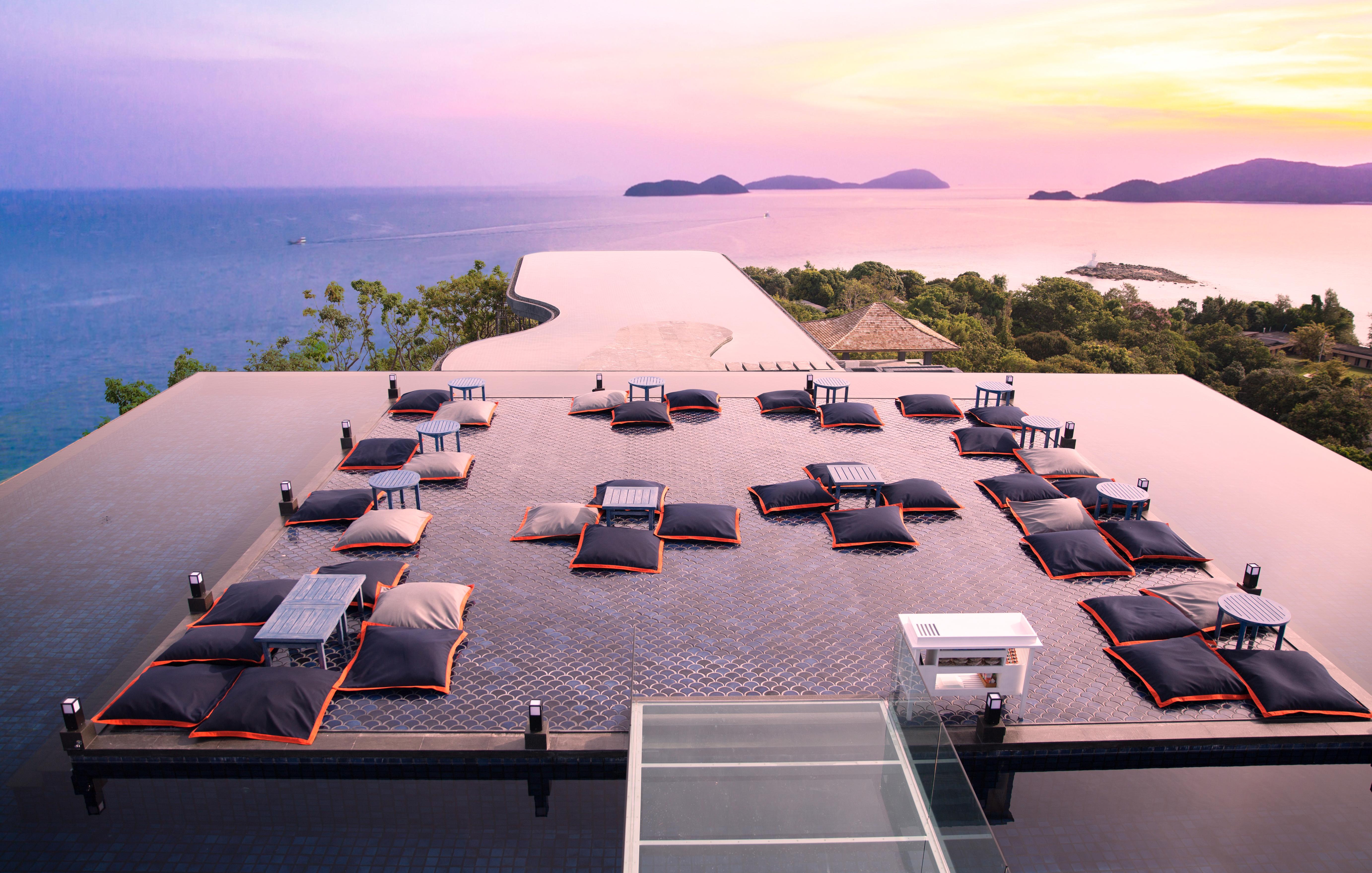 Sri Panwa Phuket Luxury Pool Villa Hotel - Sha Plus Exteriör bild The rooftop bar at the resort