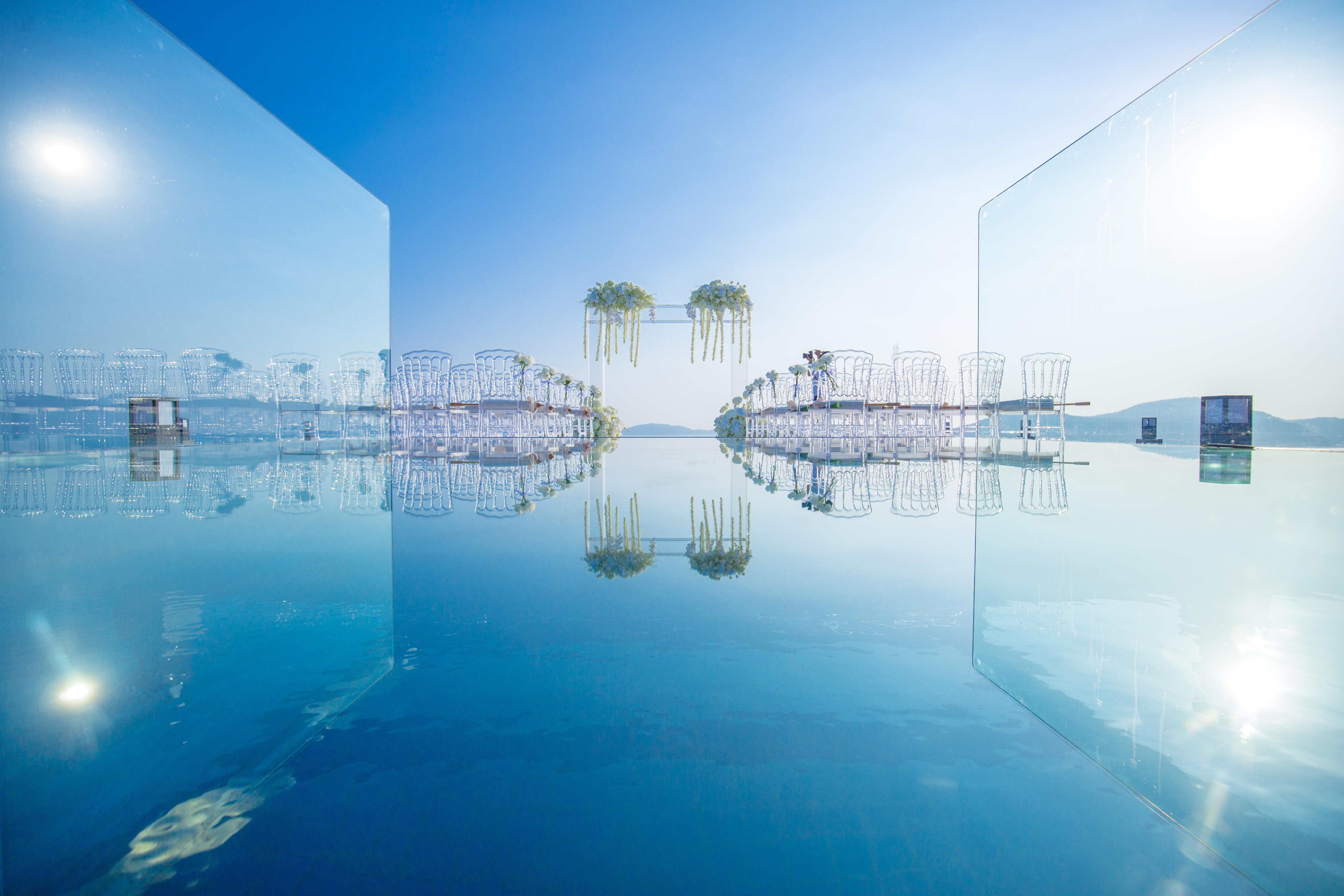 Sri Panwa Phuket Luxury Pool Villa Hotel - Sha Plus Exteriör bild The Sky Pool