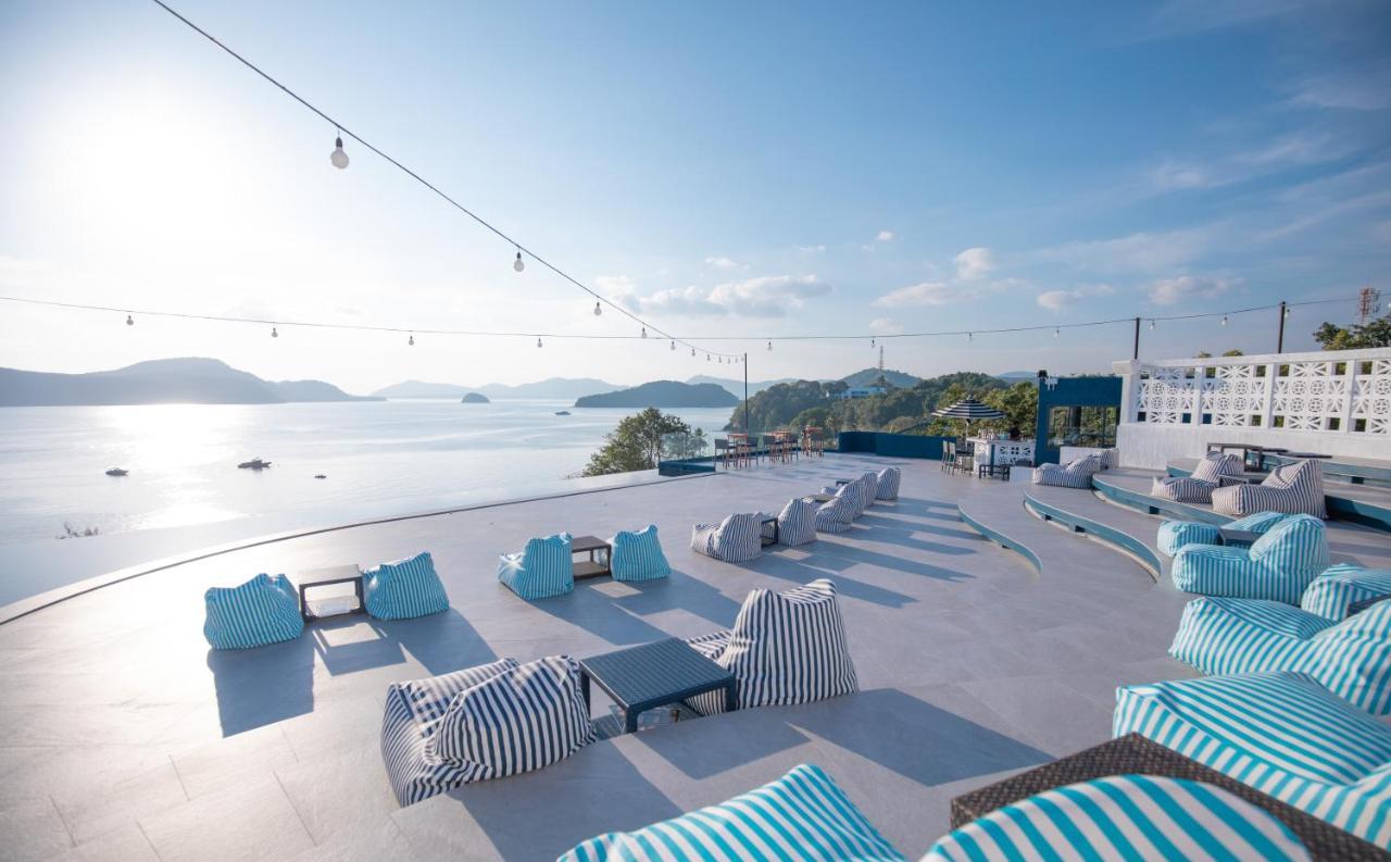 Sri Panwa Phuket Luxury Pool Villa Hotel - Sha Plus Exteriör bild View from the rooftop bar